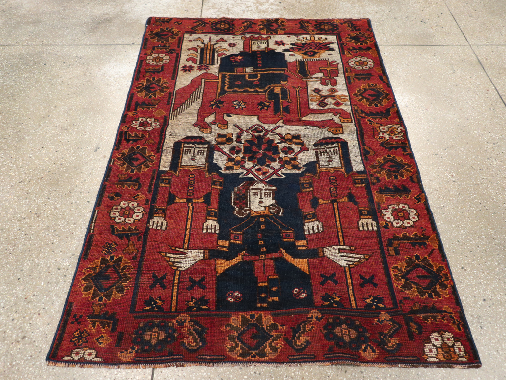 Vintage Persian Bakhtiari Rug, No.28362 - Gss