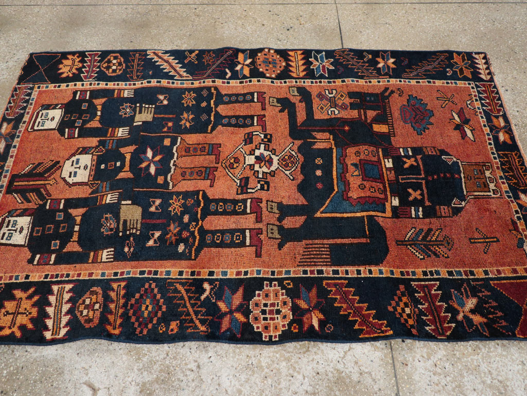 Vintage Persian Bakhtiari Pictorial Rug, No.28369 - Gss
