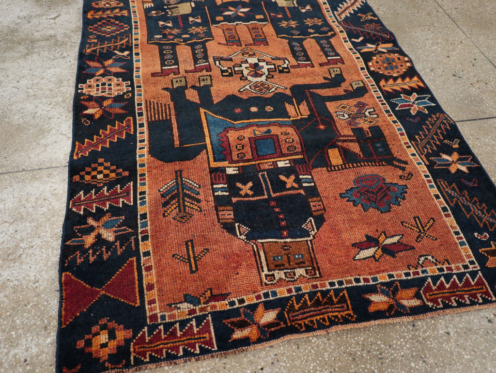 Vintage Persian Bakhtiari Pictorial Rug, No.28369 - Gss
