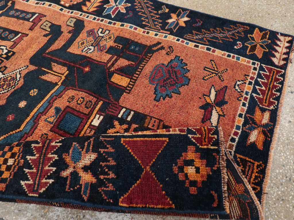 Vintage Persian Bakhtiari Pictorial Rug, No.28369 - Gss