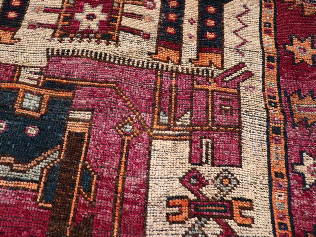 Vintage Persian Bakhtiari Pictorial Rug, No.28370 - Gss