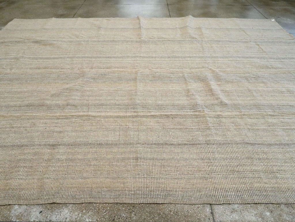 Vintage Persian Room Size Flatweave Rug, No.28373 - Gss