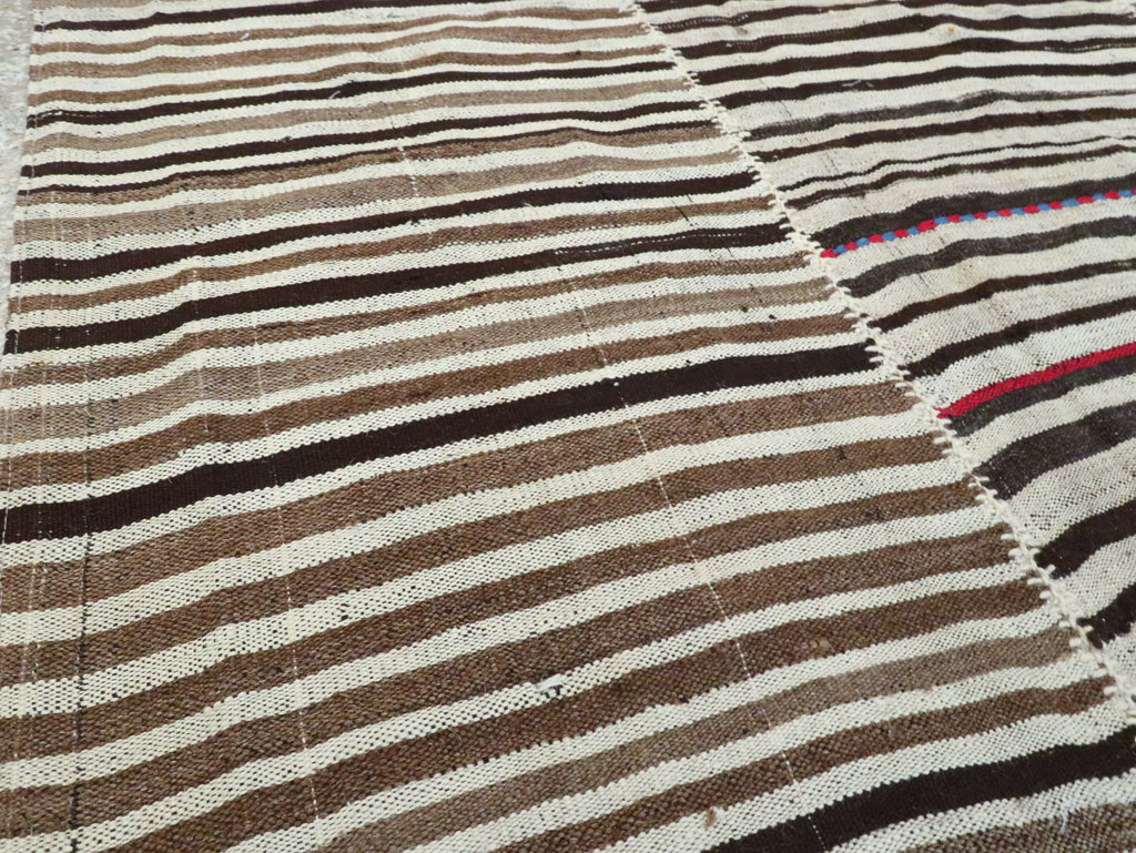 Vintage Persian Flatweave Kilim Accent Rug, No.28379 - Gss