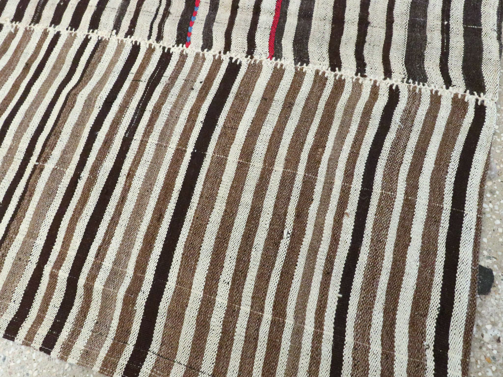 Vintage Persian Flatweave Kilim Accent Rug, No.28379 - Gss