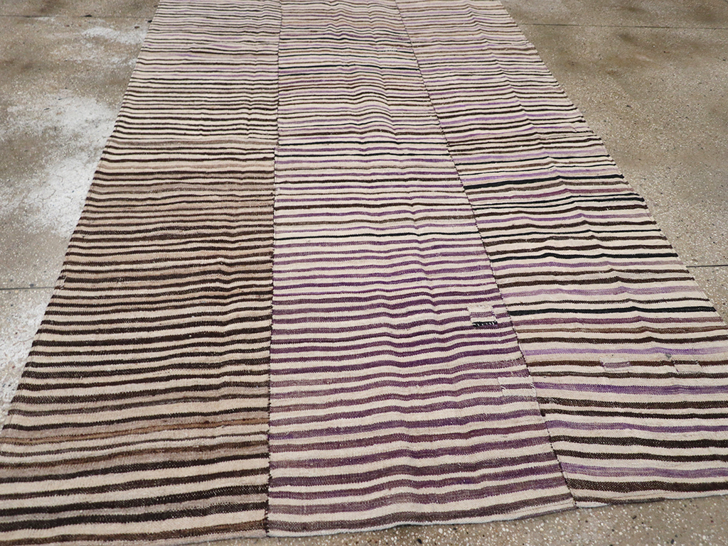 Vintage Persian Flatweave Kilim Accent Rug, No.28386 - Gss