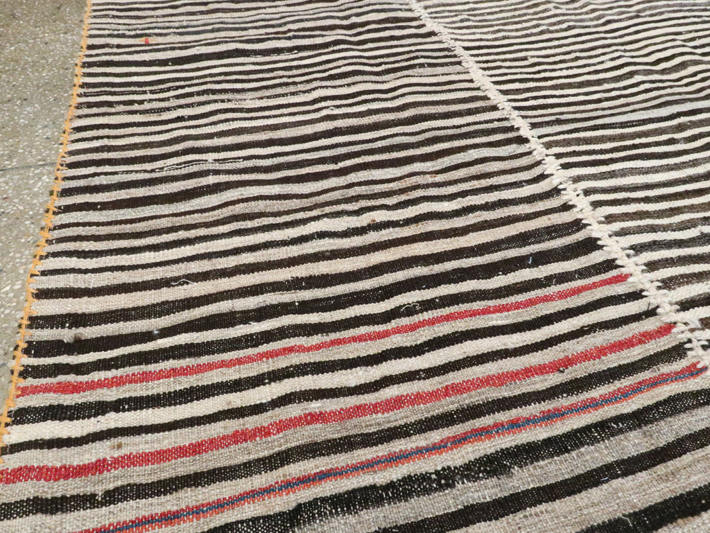 Vintage Persian Flatweave Kilim Accent Rug, No.28387 - Gss