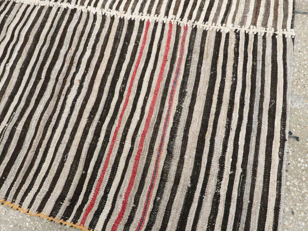 Vintage Persian Flatweave Kilim Accent Rug, No.28387 - Gss