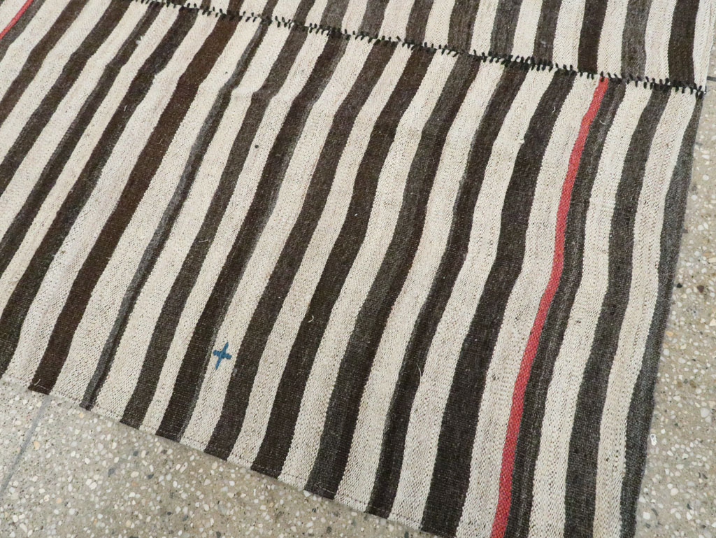 Vintage Persian Flatweave Kilim Accent Rug, No.28395 - Gss