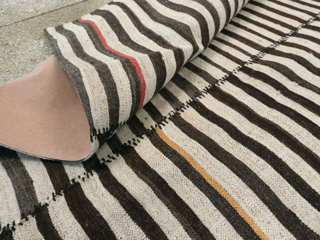 Vintage Persian Flatweave Kilim Accent Rug, No.28395 - Gss