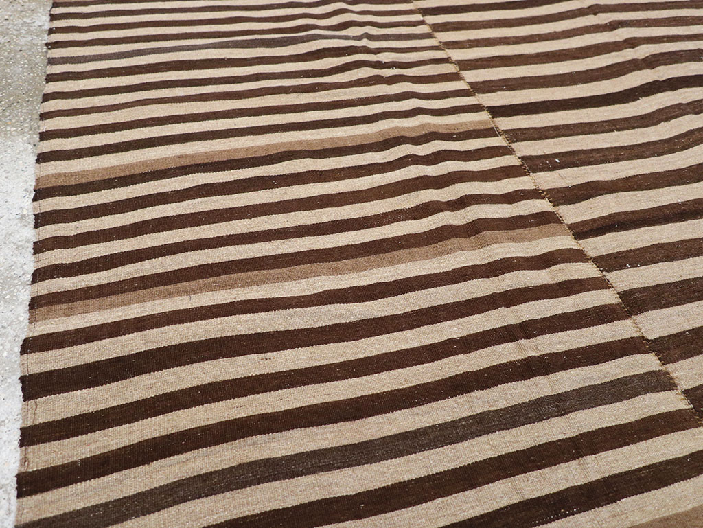 Vintage Persian Flatweave Kilim Accent Rug, No.28396 - Gss