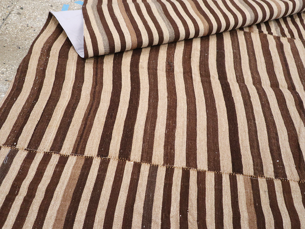 Vintage Persian Flatweave Kilim Accent Rug, No.28396 - Gss