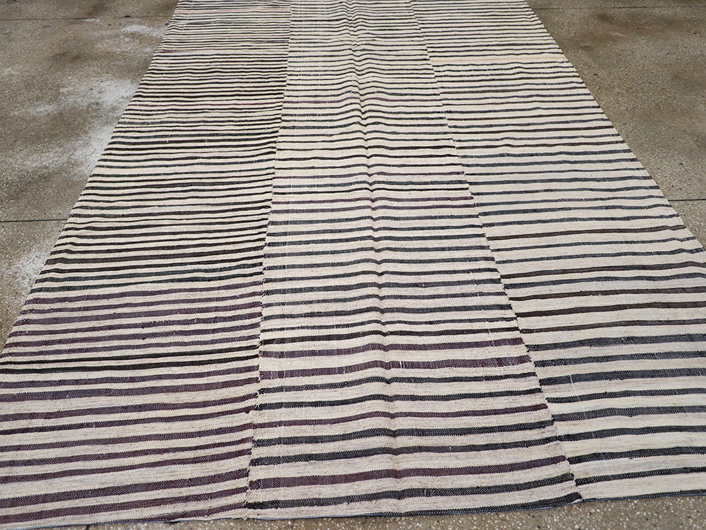 Vintage Persian Flatweave Kilim Gallery Carpet, No.28398 - Gss