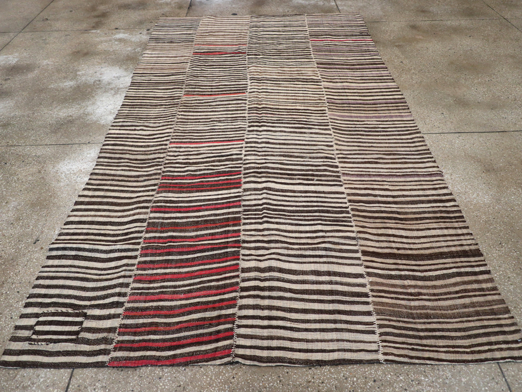 Vintage Persian Flatweave Kilim Accent Carpet, No.28399 - Gss