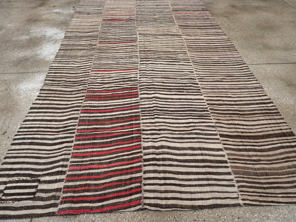 Vintage Persian Flatweave Kilim Accent Carpet, No.28399 - Gss