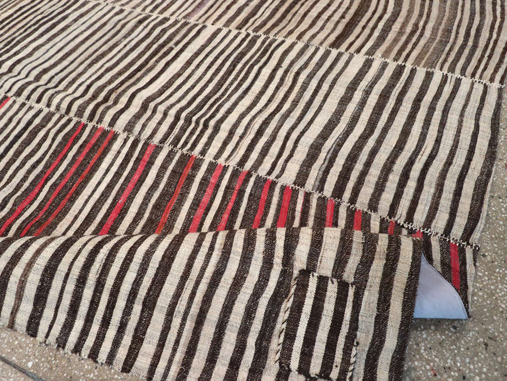 Vintage Persian Flatweave Kilim Accent Carpet, No.28399 - Gss