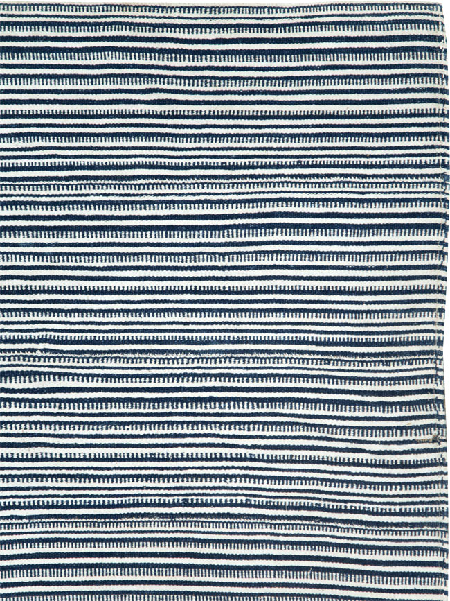 Vintage Persian Flatweave Kilim Square Accent Rug, No.28409 - Gss