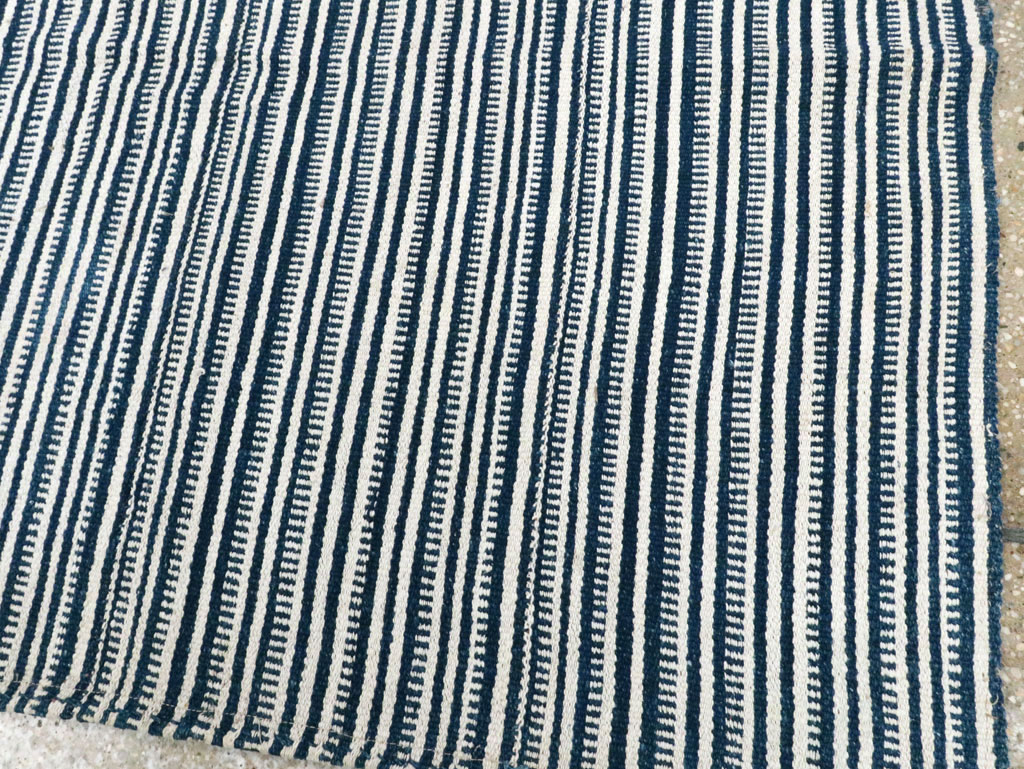 Vintage Persian Flatweave Kilim Square Accent Rug, No.28409 - Gss