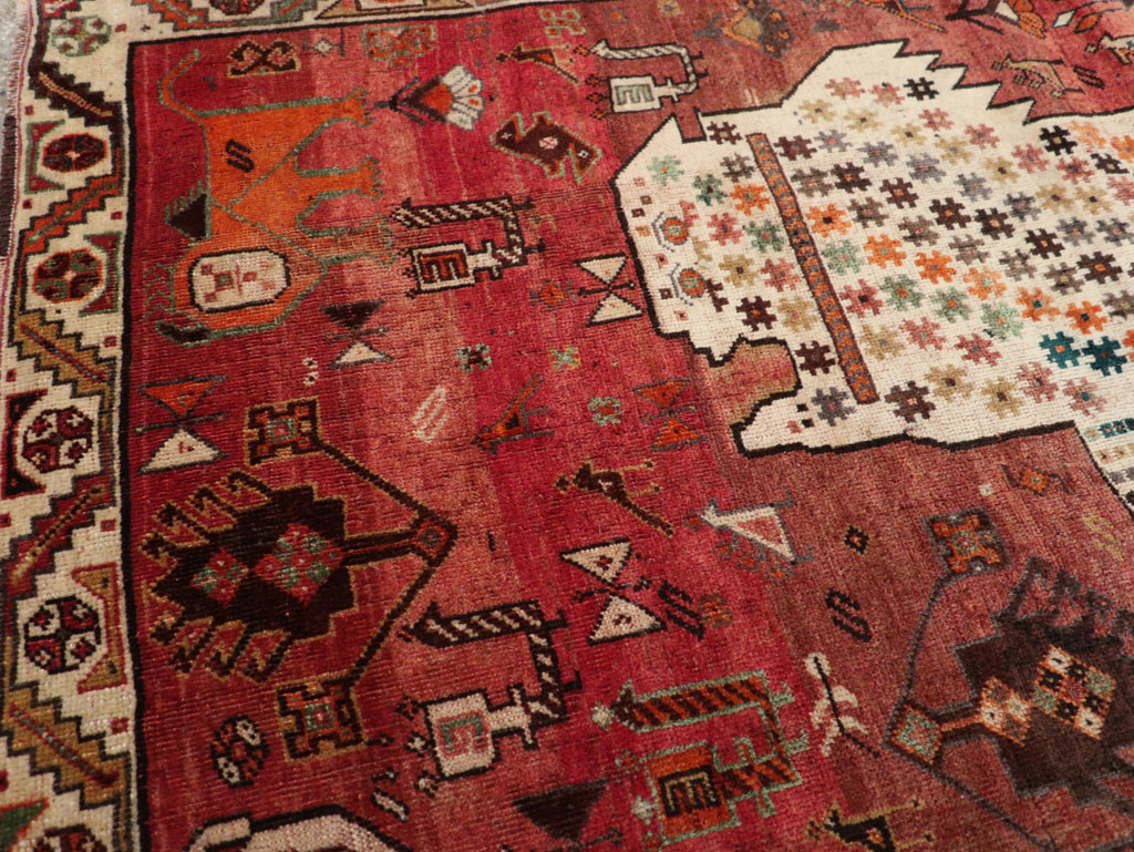 Vintage Persian Qashqai Pictorial Throw Rug, No.28434 - Gss