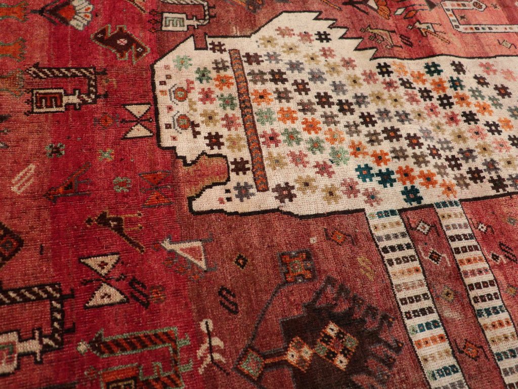 Vintage Persian Qashqai Pictorial Throw Rug, No.28434 - Gss