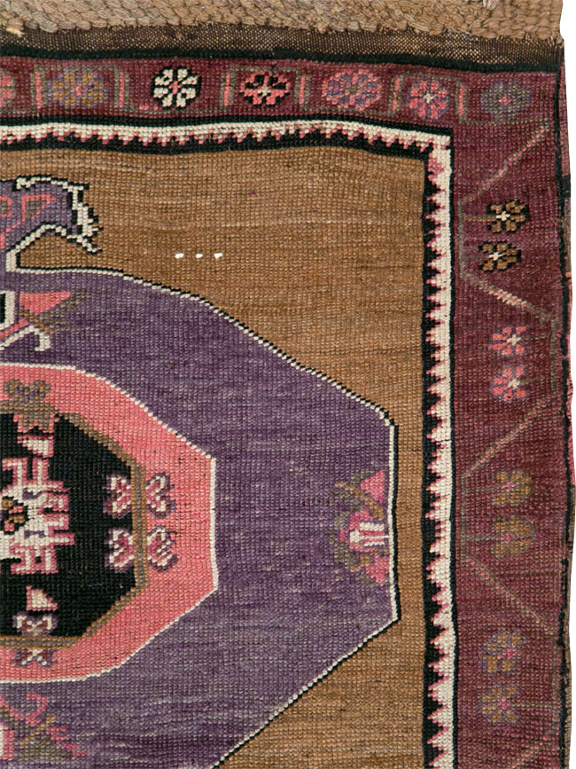Vintage Turkish Anatolian Long Gallery Carpet, No.28458 - Gss