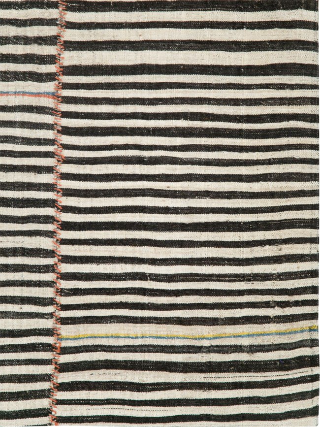 Vintage Persian Flatweave Kilim Square Accent Rug, No.28502 - Gss