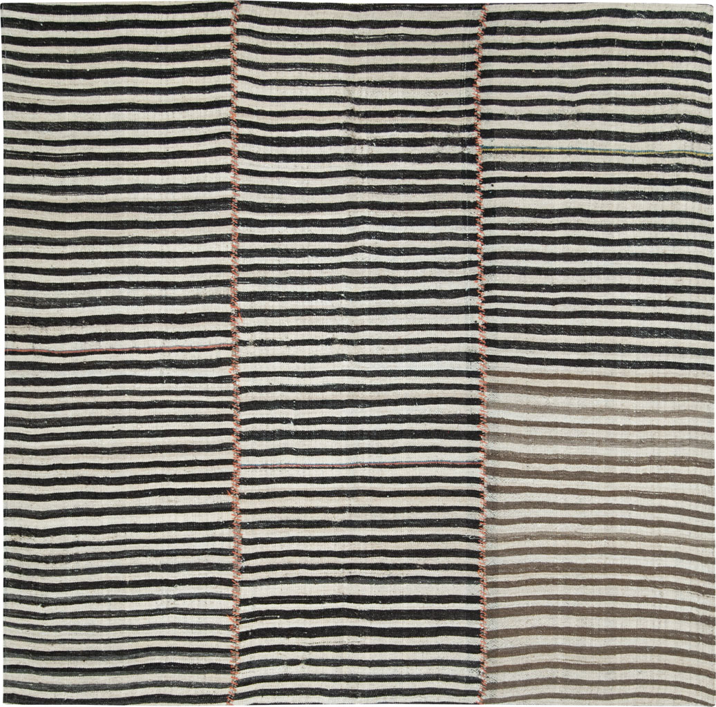 Vintage Persian Flatweave Kilim Square Accent Rug, No.28503 - Gss