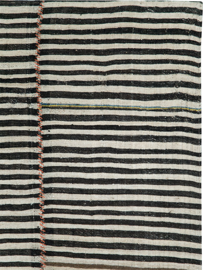 Vintage Persian Flatweave Kilim Square Accent Rug, No.28503 - Gss