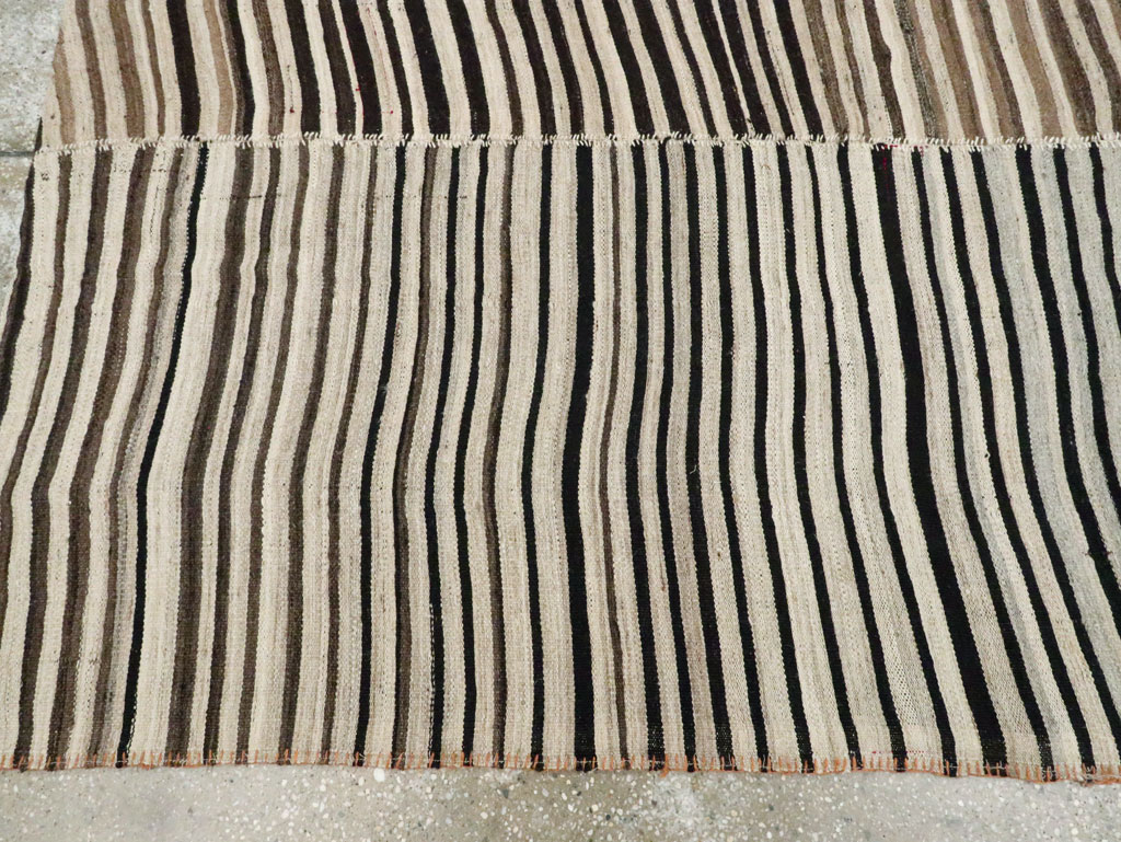 Vintage Persian Flatweave Kilim Square Accent Carpet, No.28507 - Gss