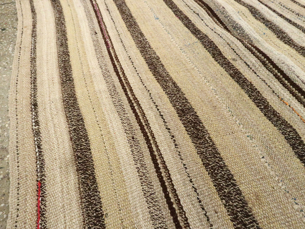 Vintage Persian Flatweave Kilim Accent Rug, No.28511 - Gss