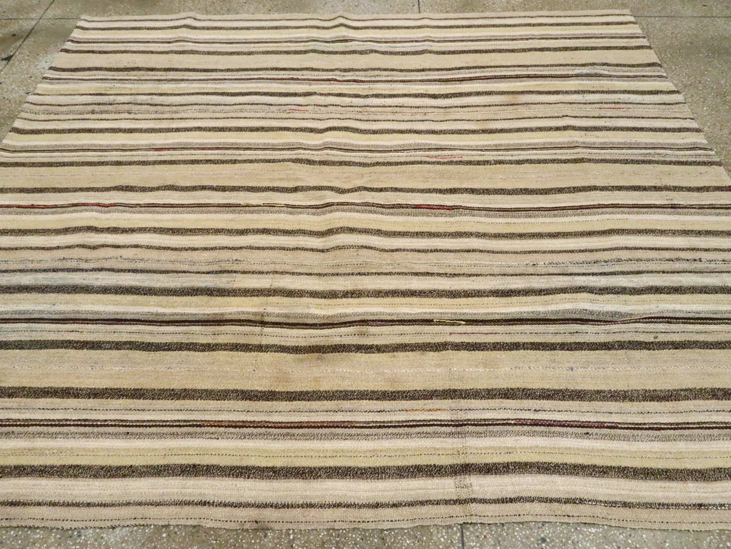 Vintage Persian Flatweave Kilim Accent Rug, No.28511 - Gss