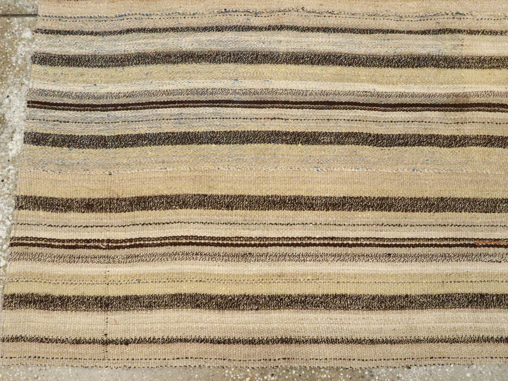 Vintage Persian Flatweave Kilim Accent Rug, No.28511 - Gss