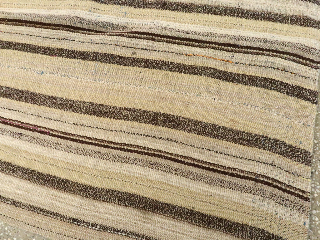 Vintage Persian Flatweave Kilim Accent Rug, No.28511 - Gss