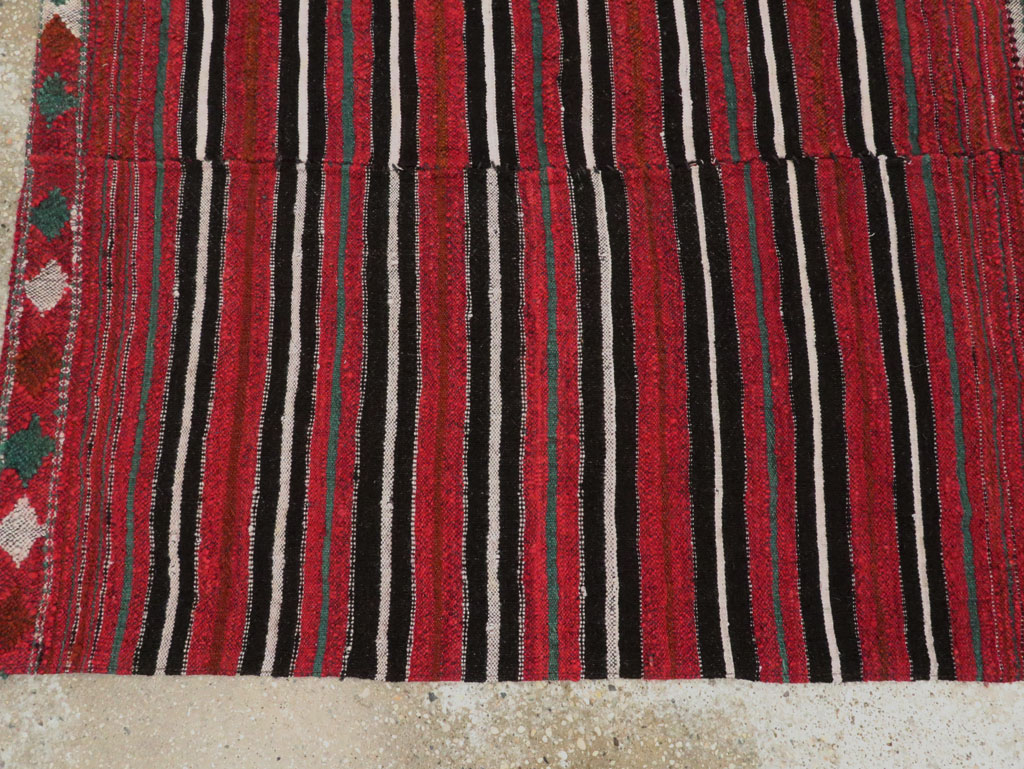 Vintage Persian Flatweave Kilim Accent Rug, No.28517 - Gss
