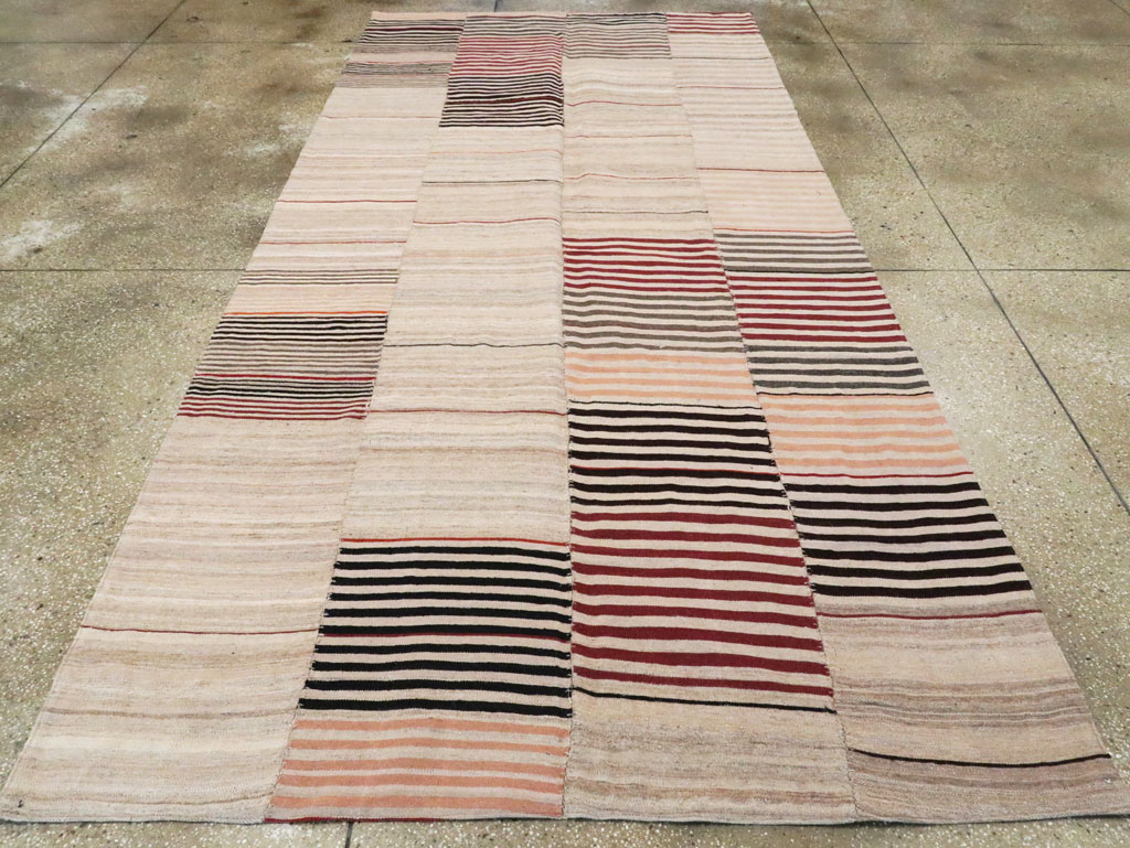 Vintage Persian Flatweave Kilim Gallery Rug, No.28550 - Gss