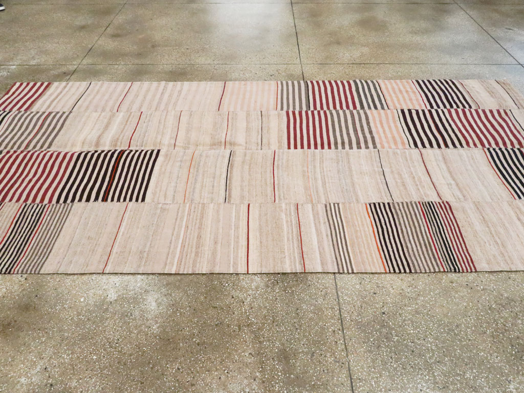 Vintage Persian Flatweave Kilim Gallery Rug, No.28550 - Gss