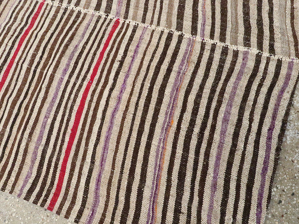 Vintage Persian Flatweave Kilim Accent Rug, No.28556 - Gss