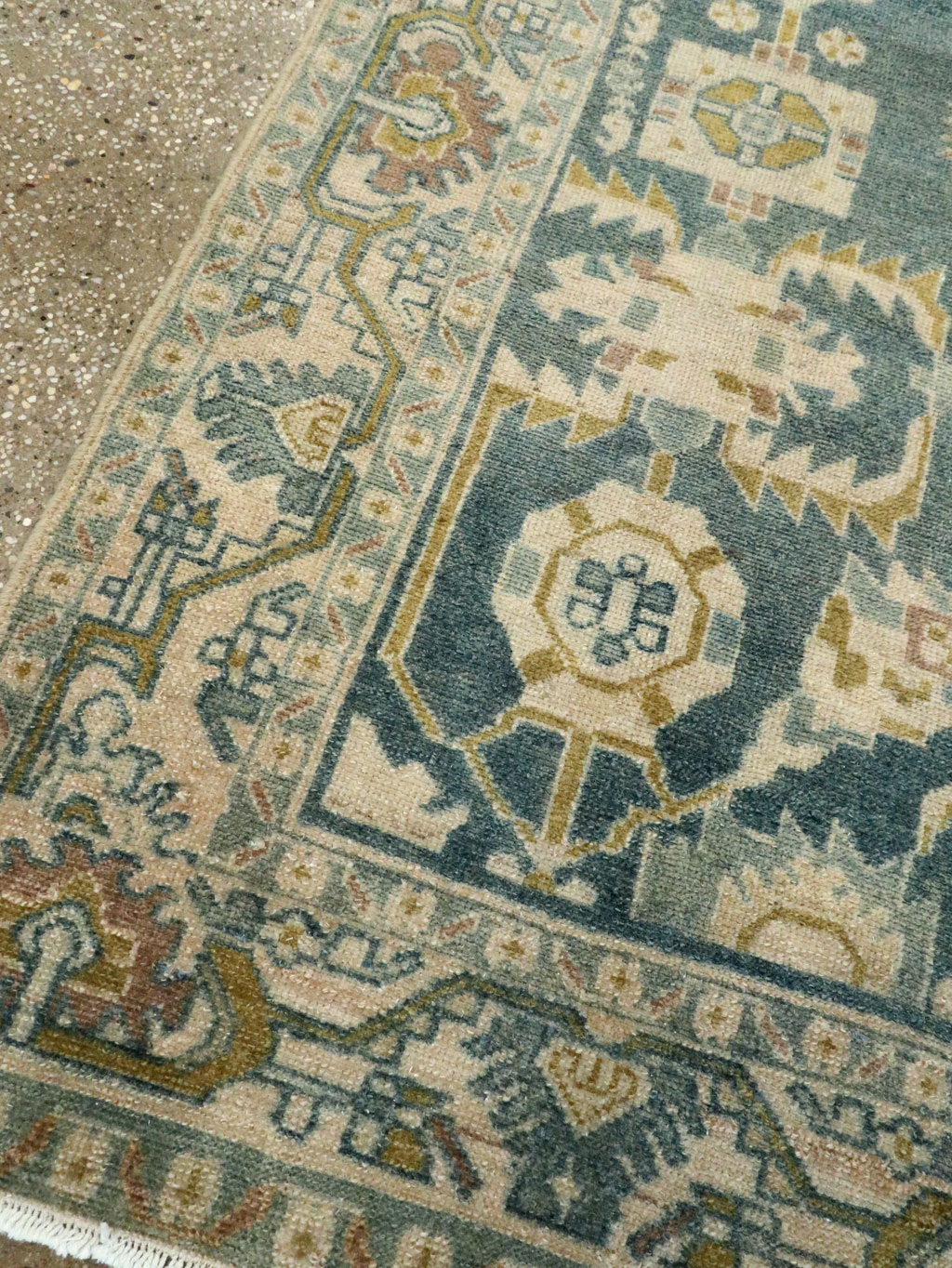 Vintage Persian Malayer Accent Rug, No.28630 - Gss