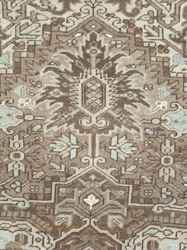 Vintage Persian Heriz Carpet, No.28750 - Gss