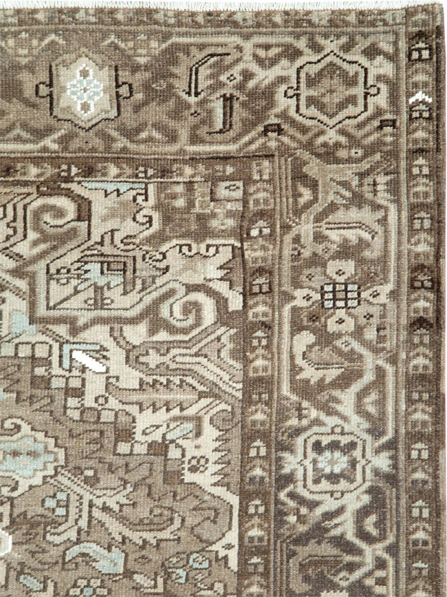 Vintage Persian Heriz Carpet, No.28750 - Gss