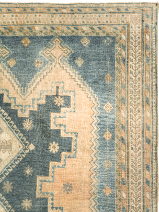Vintage Persian Afshar Rug, No.28779 - Gss