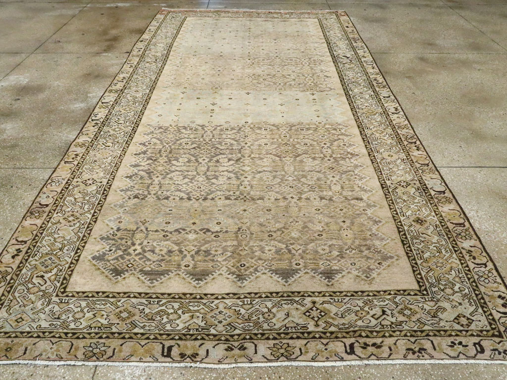 Antique Persian Malayer Gallery Carpet, No.28795 - Gss