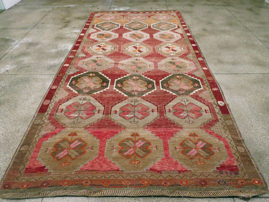 Vintage Turkish Anatolian Large Gallery Carpet, No.28879 - Gss
