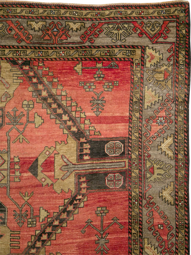 Vintage Turkish Anatolian Accent Rug, No.28886 - Gss