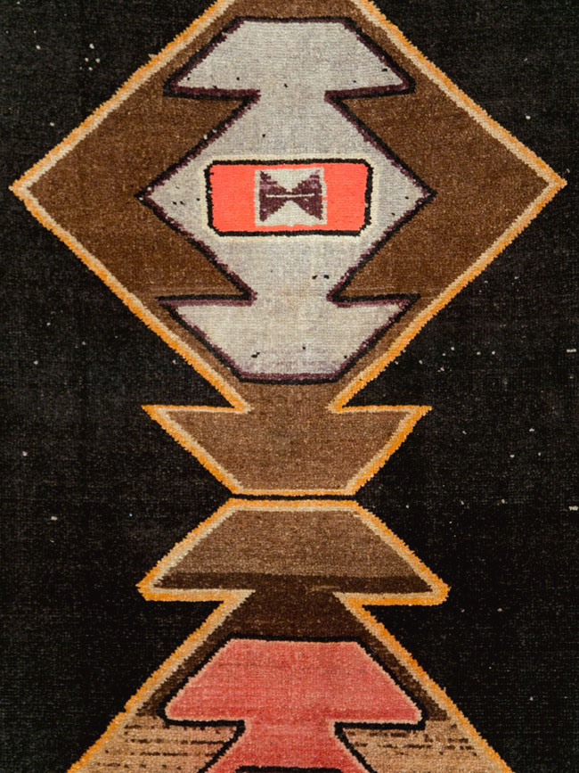 Vintage Turkish Anatolian Gallery Carpet, No.28907 - Gss