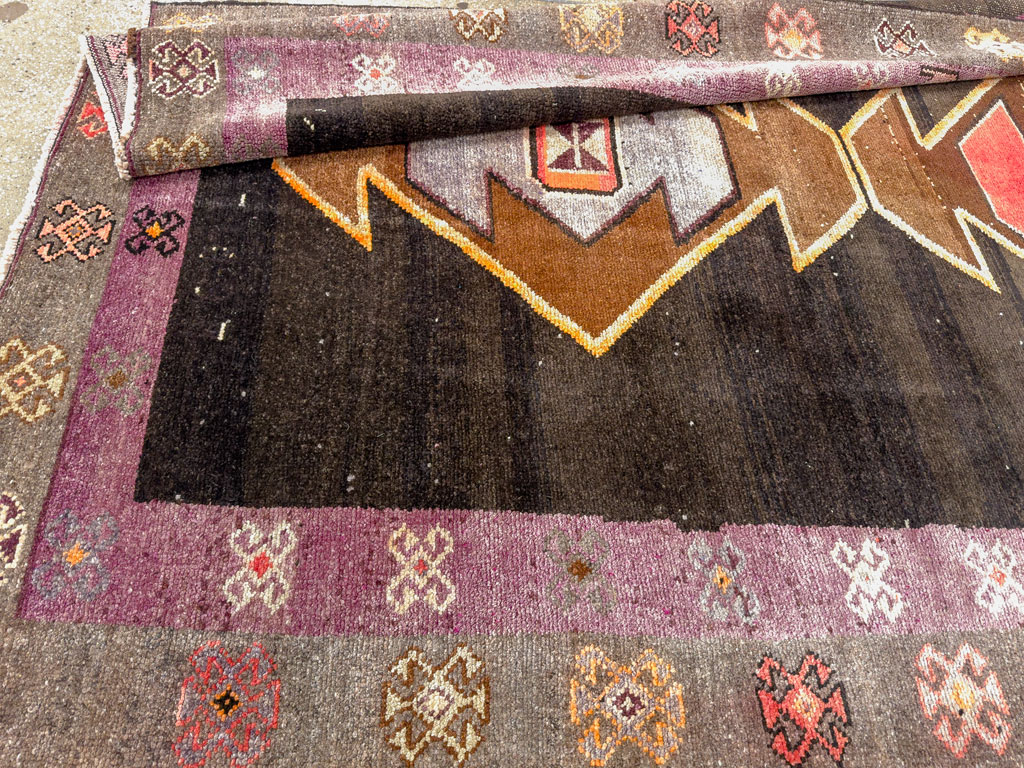Vintage Turkish Anatolian Gallery Carpet, No.28907 - Gss