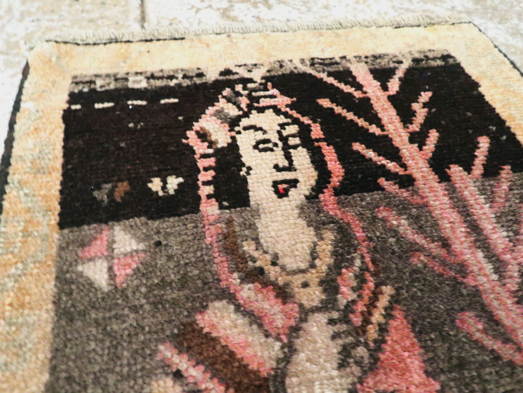 Vintage Turkish Pictorial Anatolian Throw Rug, No.28909 - Gss