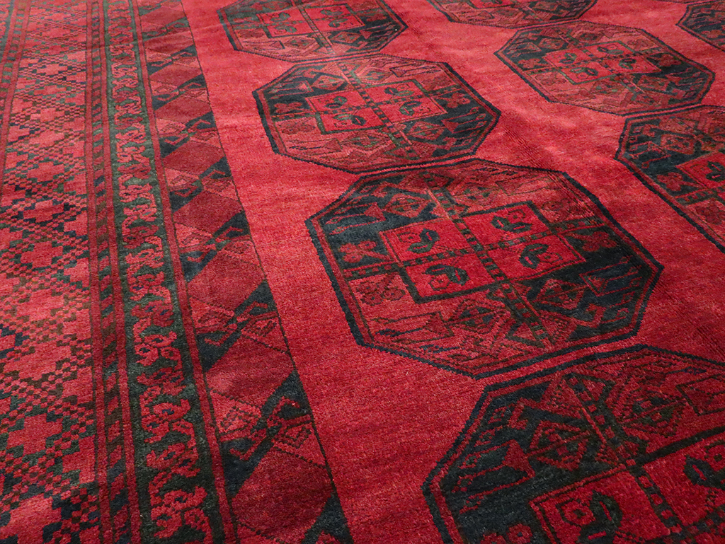 Vintage Central Asian Bokhara Large Room Size Carpet, No.28910 - Gss
