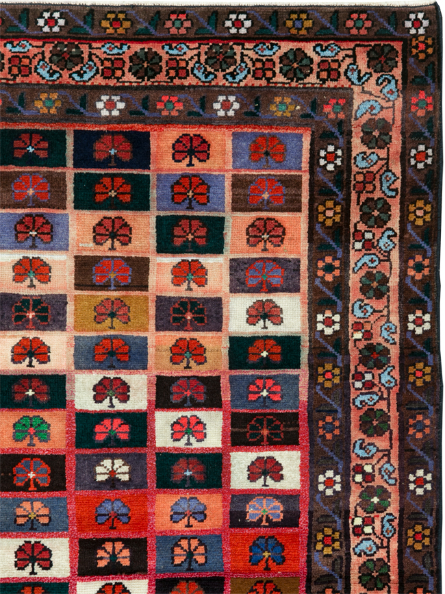 Vintage Persian Mahal Rug, No.28913 - Gss