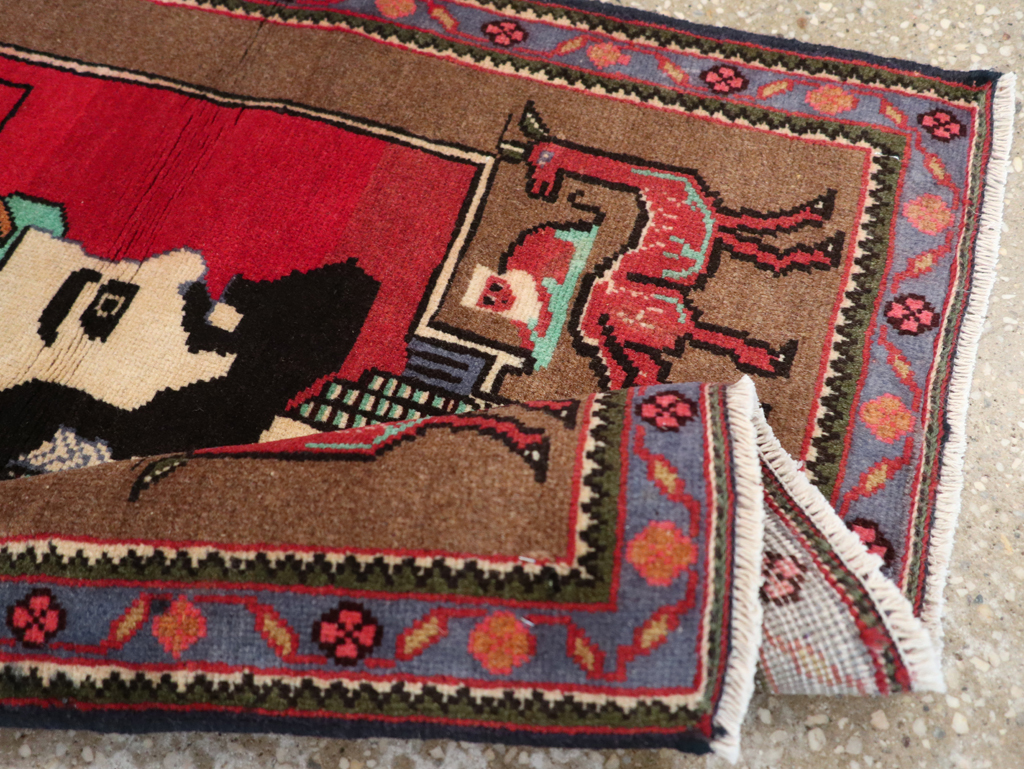 Vintage Persian Mahal Pictorial Rug, No.28916 - Gss