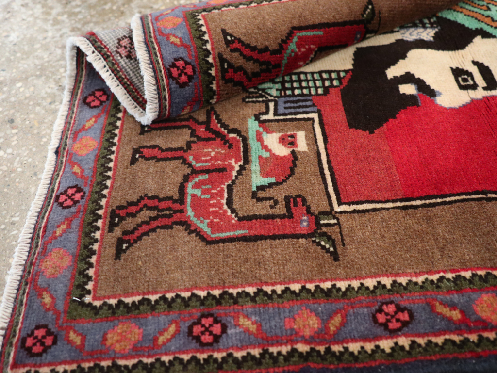 Vintage Persian Mahal Pictorial Rug, No.28916 - Gss